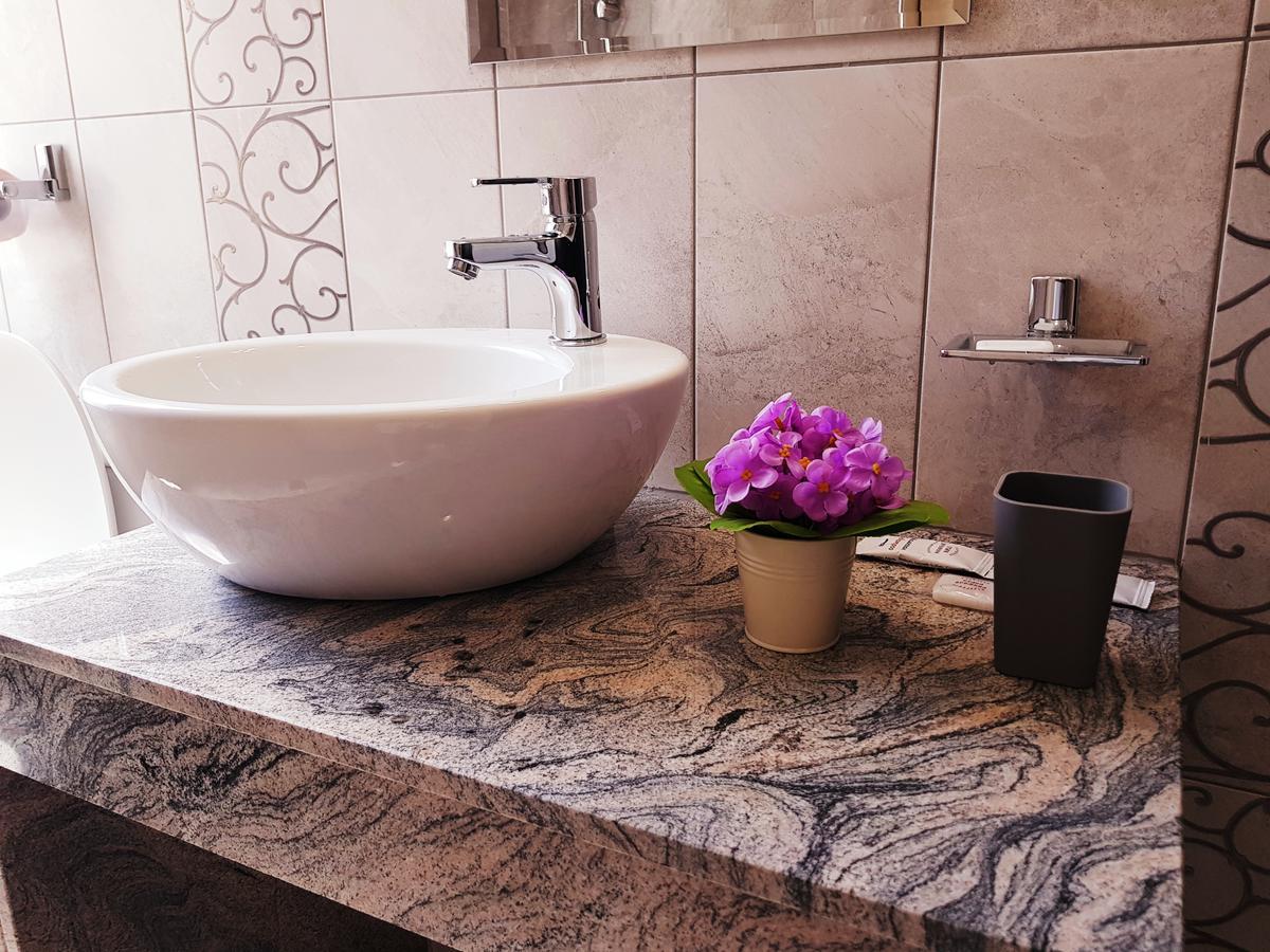 Central Guest Rooms アセノヴグラト エクステリア 写真